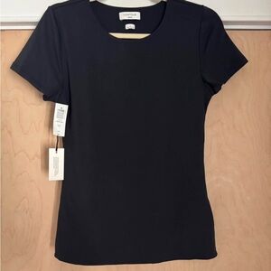 ARITZIA Women's Contour Black Top